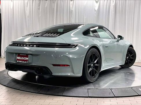 Used 2025 Porsche 911 Carrera image 10