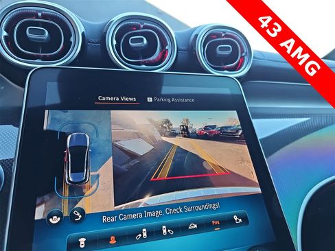 Used 2024 Mercedes-Benz GLC 43 AMG 4MATIC image 25