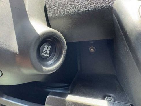 Used 2023 RAM ProMaster 2500 FWD image 21