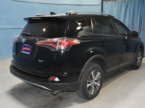 Used 2018 Toyota RAV4 XLE w/ Plus Extra Value Package FWD image 24