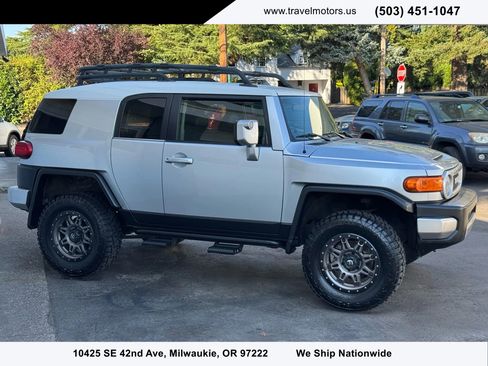Used 2007 Toyota FJ Cruiser 4WD w/ Convenience Pkg image 5