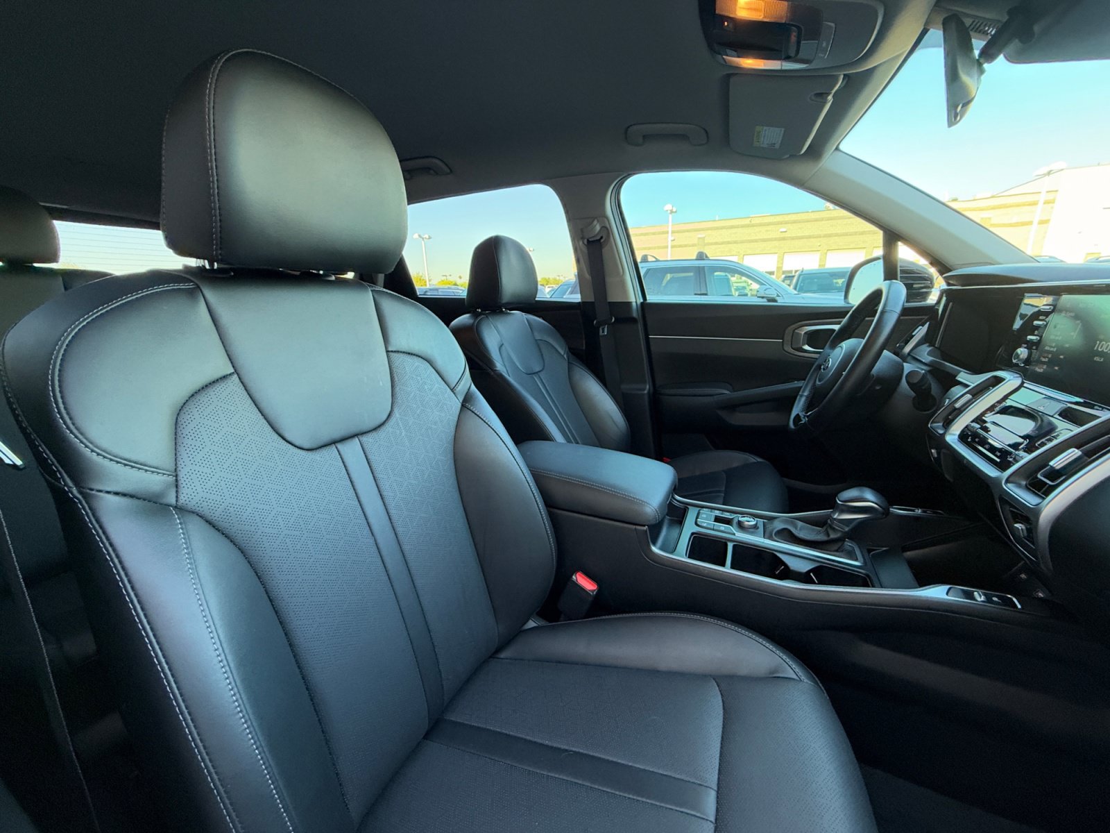 Used 2021 Kia Sorento EX FWD image 19