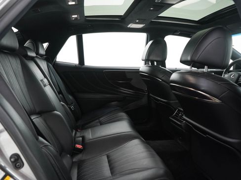 Used 2019 Lexus LS 500 AWD w/ Interior Upgrade Package image 12
