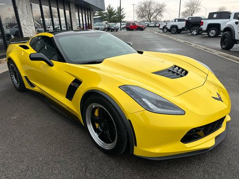 Used 2018 Chevrolet Corvette Z06 image 9