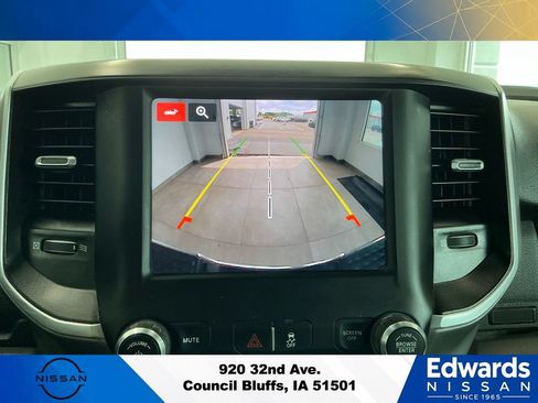 Used 2024 RAM 2500 Big Horn AWD/4WD image 23