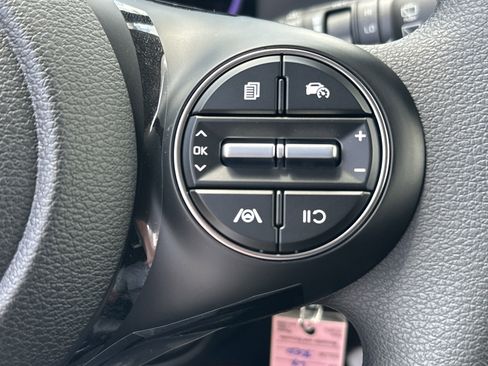 New 2025 Kia Soul LX w/ LX Technology Package image 17