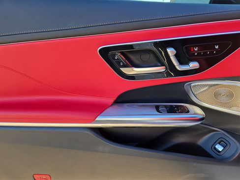 Used 2024 Mercedes-Benz CLE 450 4MATIC Coupe image 15