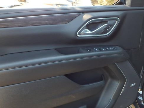 Used 2024 Chevrolet Tahoe LT RWD image 21