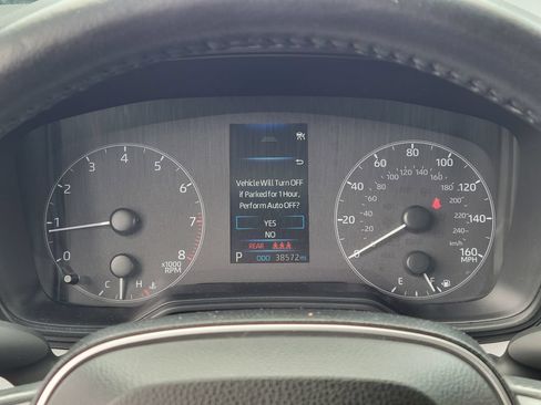 Used 2023 Toyota Corolla SE w/ SE Premium Package FWD image 7