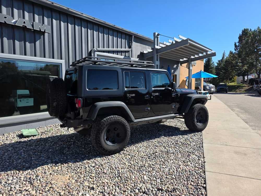 Used 2016 Jeep Wrangler Unlimited Rubicon AWD/4WD image 4
