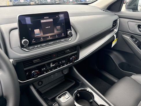 New 2026 Nissan Rogue Dark Armor AWD/4WD image 21