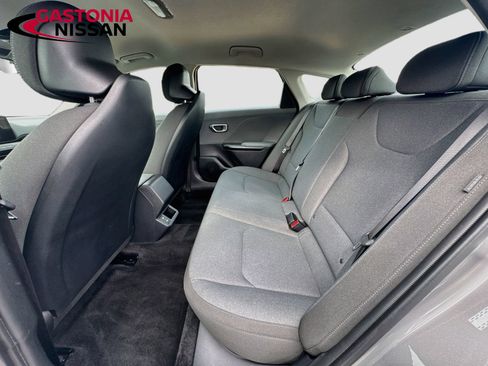 Used 2025 Kia K4 FWD image 32