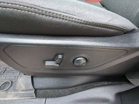 Used 2023 RAM 1500 Big Horn image 32