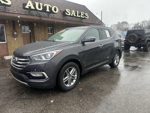 Used 2018 Hyundai Santa Fe Sport w/ 2.4L Value Package 02 FWD image 7