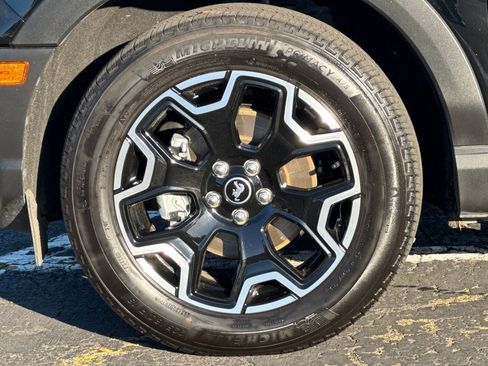 Certified 2025 Ford Bronco Sport Outer Banks w/ Outer Banks Tech Package+ image 28