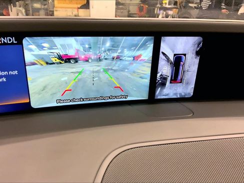 Used 2024 Lincoln Nautilus Reserve w/ Equipment Group 203A image 27