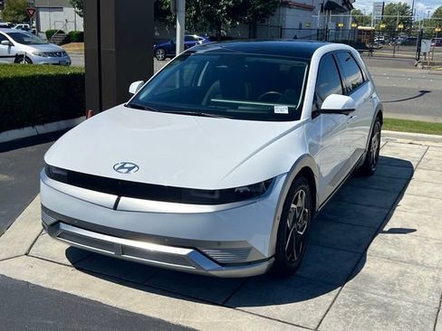 Certified 2023 Hyundai Ioniq 5 Limited w/ Cargo Package RWD image 3