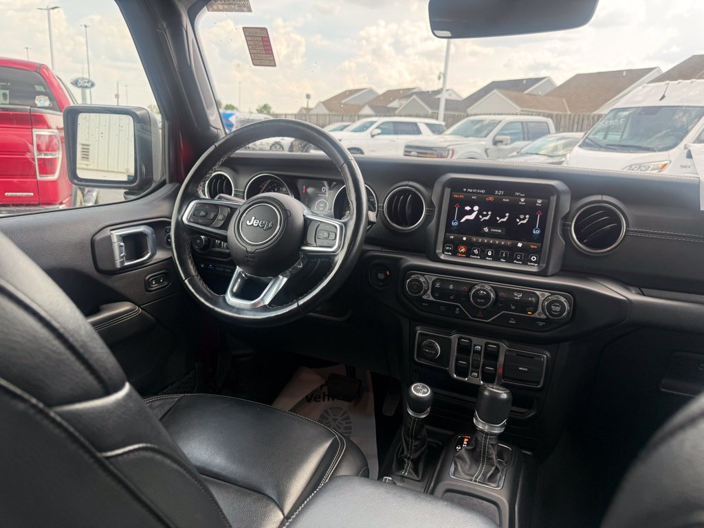 Used 2021 Jeep Wrangler Unlimited Sahara w/ Cold Weather Group AWD/4WD image 61