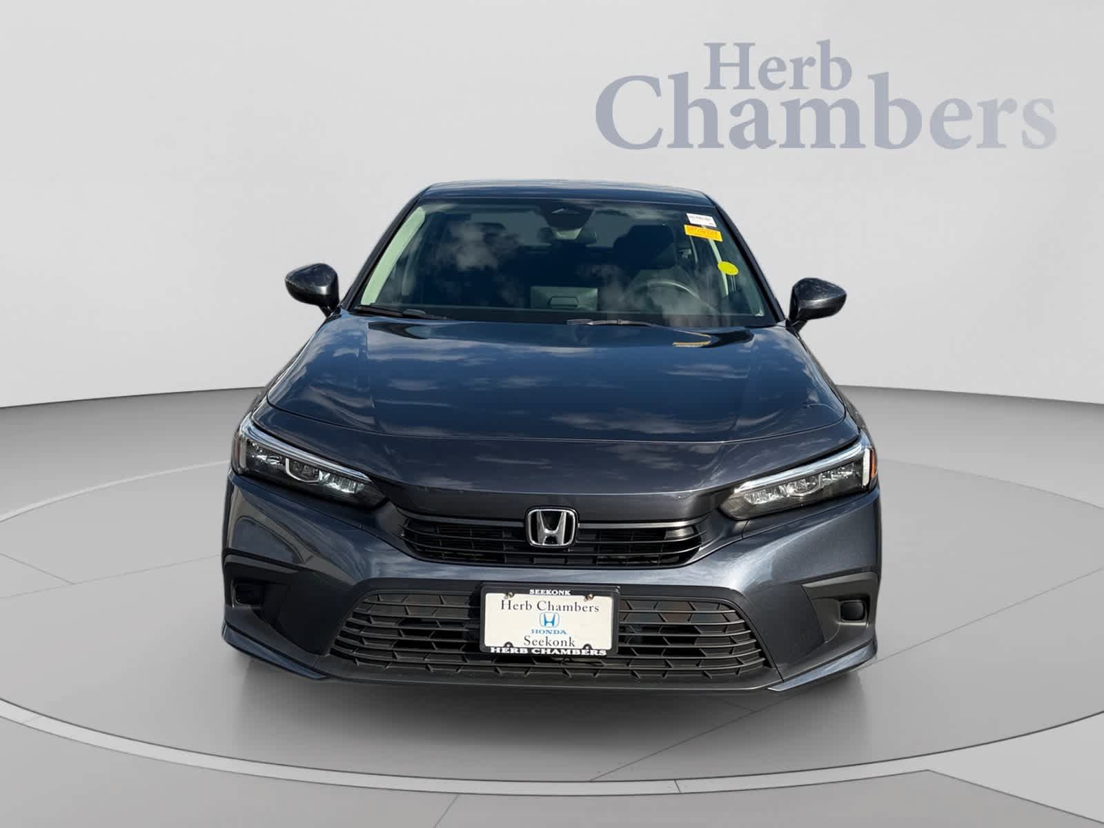 Used 2023 Honda Civic LX image 2