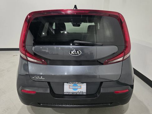 Used 2021 Kia Soul LX image 24