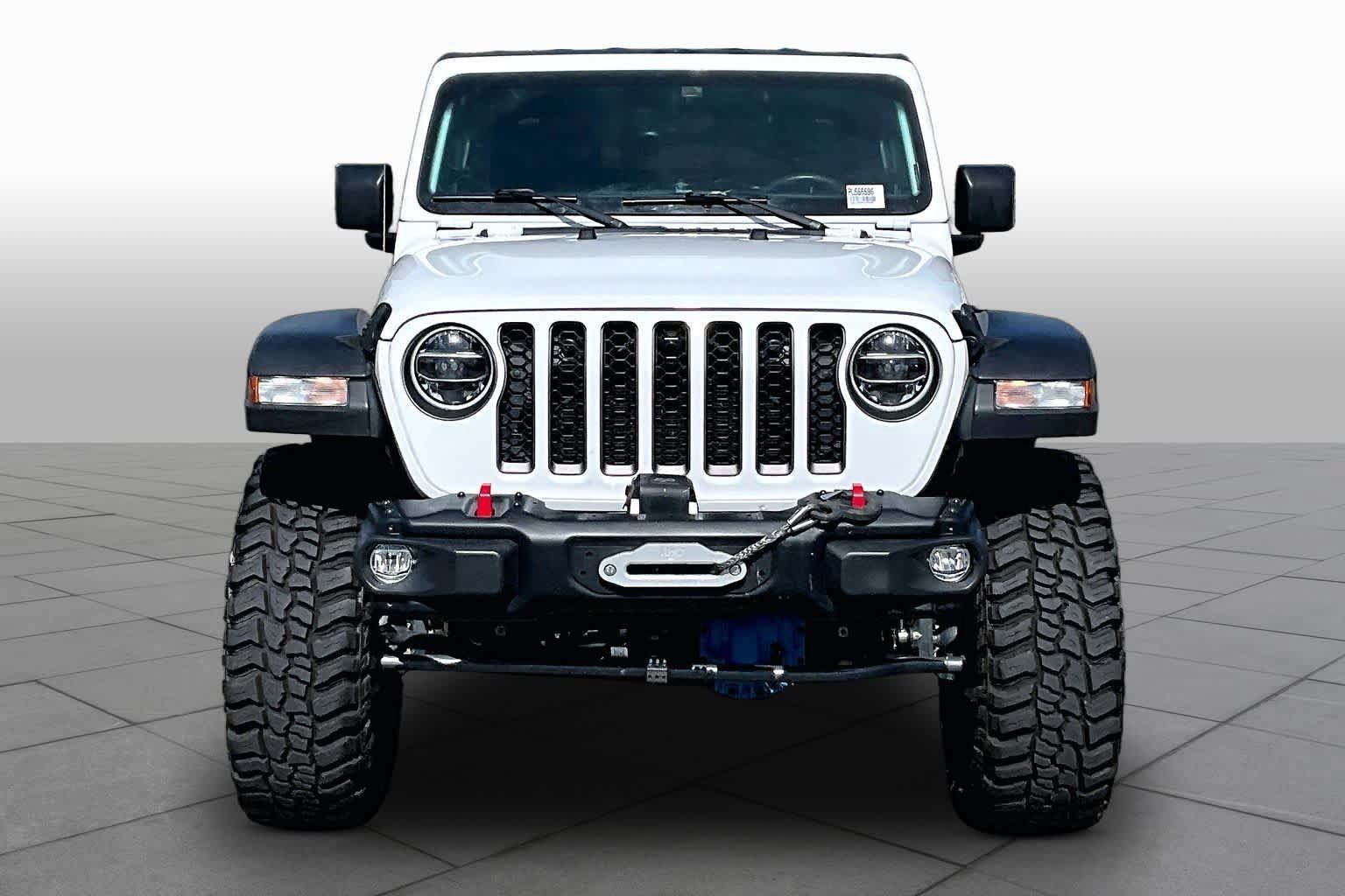 Used 2023 Jeep Gladiator Sport w/ Trailer Tow Package AWD/4WD image 3