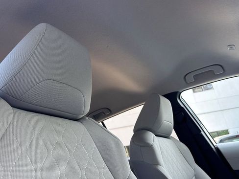 Certified 2026 Toyota Corolla Cross LE FWD image 16