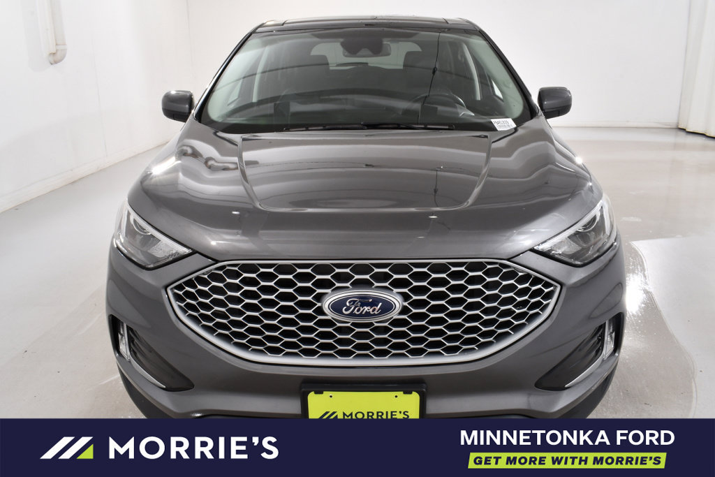 Used 2023 Ford Edge SEL w/ Convenience Package AWD/4WD image 3
