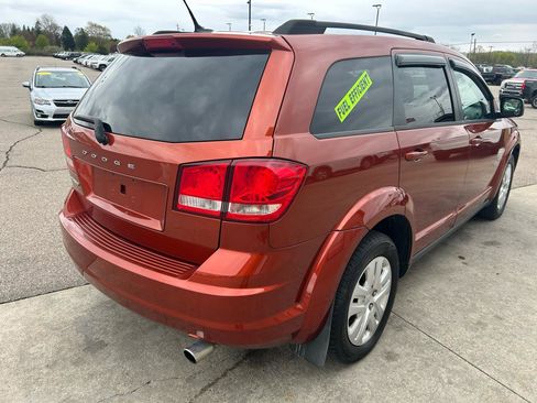 Used 2014 Dodge Journey SE w/ Flexible Seating Group FWD image 5