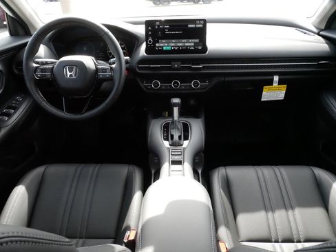 Used 2024 Honda HR-V EX-L image 10