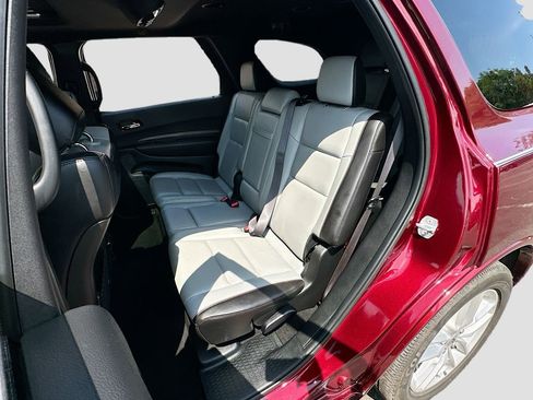 Used 2024 Dodge Durango GT RWD image 25