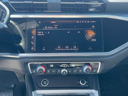 Certified 2023 Audi Q3 2.0T Premium Plus w/ Premium Plus Package image 23