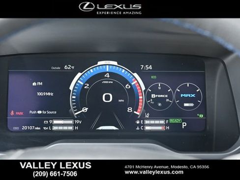 Used 2025 Toyota Tundra Platinum AWD/4WD image 13