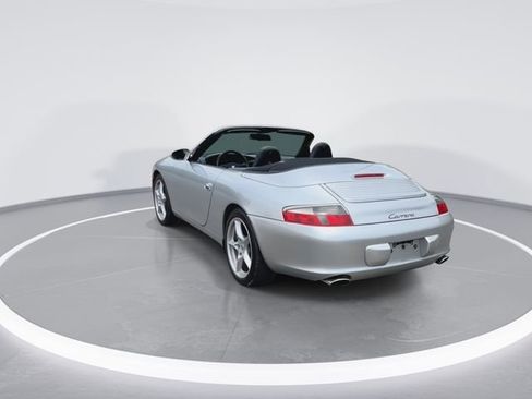 Used 2003 Porsche 911 Carrera RWD image 9