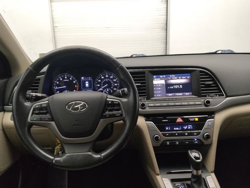 Used 2017 Hyundai Elantra Value Edition image 22