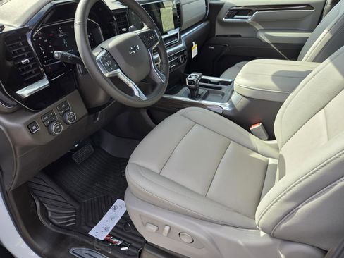 New 2026 Chevrolet Silverado 1500 LT Trail Boss w/ Convenience Package II AWD/4WD image 14