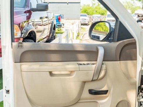 Used 2013 GMC Sierra 1500 SLE image 17