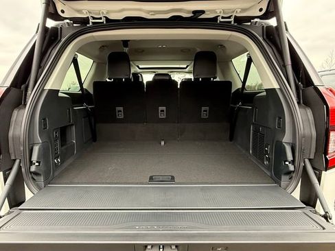 New 2026 Ford Expedition Max Platinum w/ Driver's Package image 5