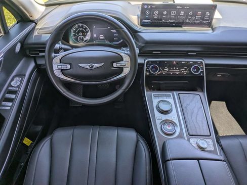 Used 2024 Genesis GV80 2.5T AWD/4WD image 17