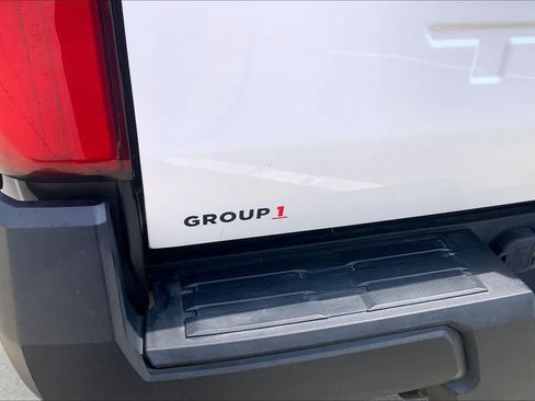 Used 2025 Toyota Tacoma SR RWD image 10