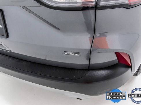 Used 2021 Ford Escape SE image 7