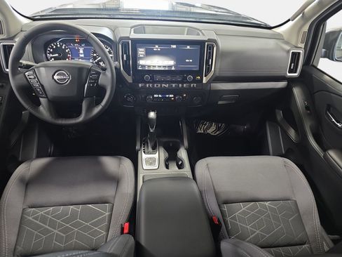 New 2026 Nissan Frontier SV w/ All-Weather Content Package AWD/4WD image 9