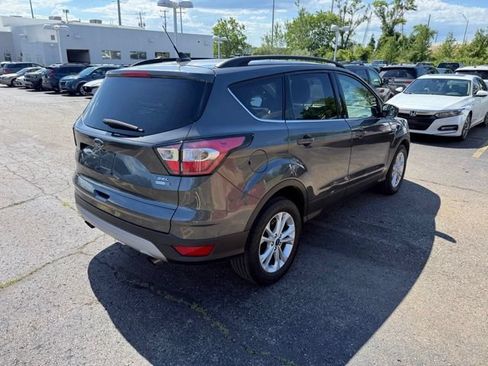 Used 2018 Ford Escape SEL w/ Canadian Touring Package AWD/4WD image 3