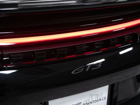 Used 2026 Porsche 911 GT3 RWD image 19