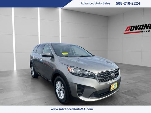 Used 2019 Kia Sorento LX image 1