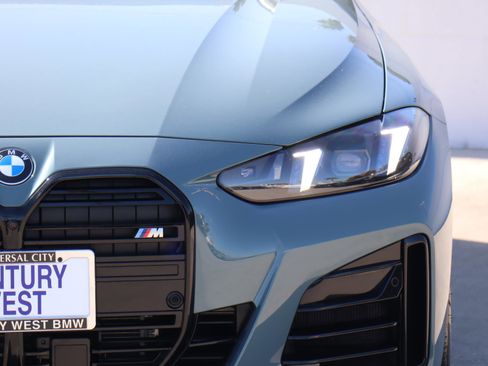 Used 2025 BMW 440i xDrive w/ Premium Package image 4