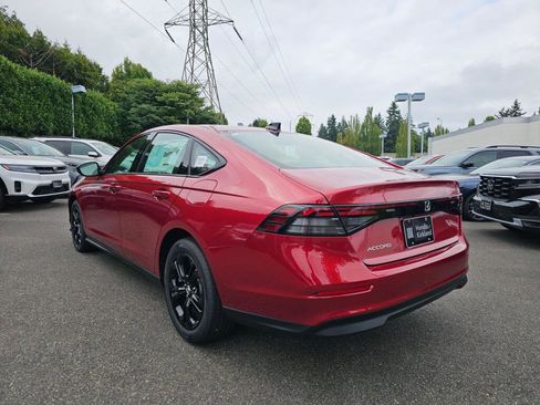 New 2025 Honda Accord SE image 6