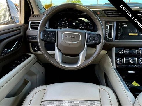 Used 2023 GMC Yukon Denali AWD/4WD image 8