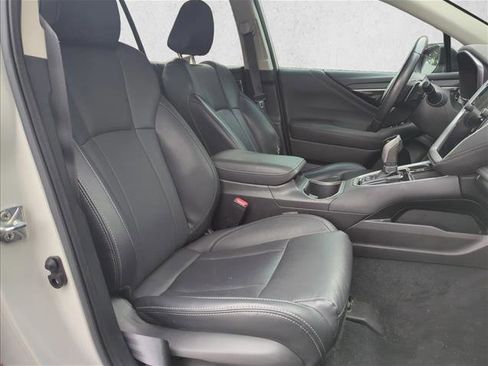 Used 2022 Subaru Outback Limited image 25