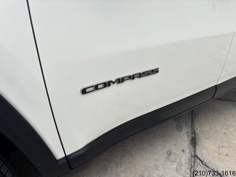 Used 2018 Jeep Compass Sport image 12
