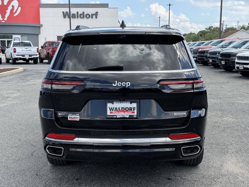 Used 2021 Jeep Grand Cherokee L Overland w/ Luxury Tech Group IV AWD/4WD image 4